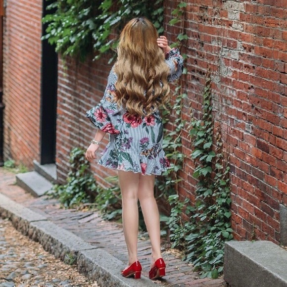 Floral Bow Tie Wrap Dress - Picture 4 of 8